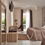 Casa Del Mar